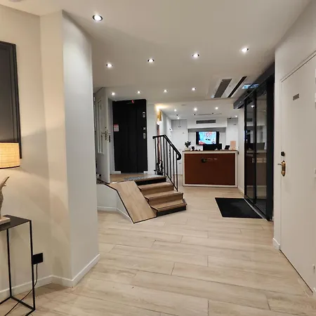 55 Montparnasse Hotel