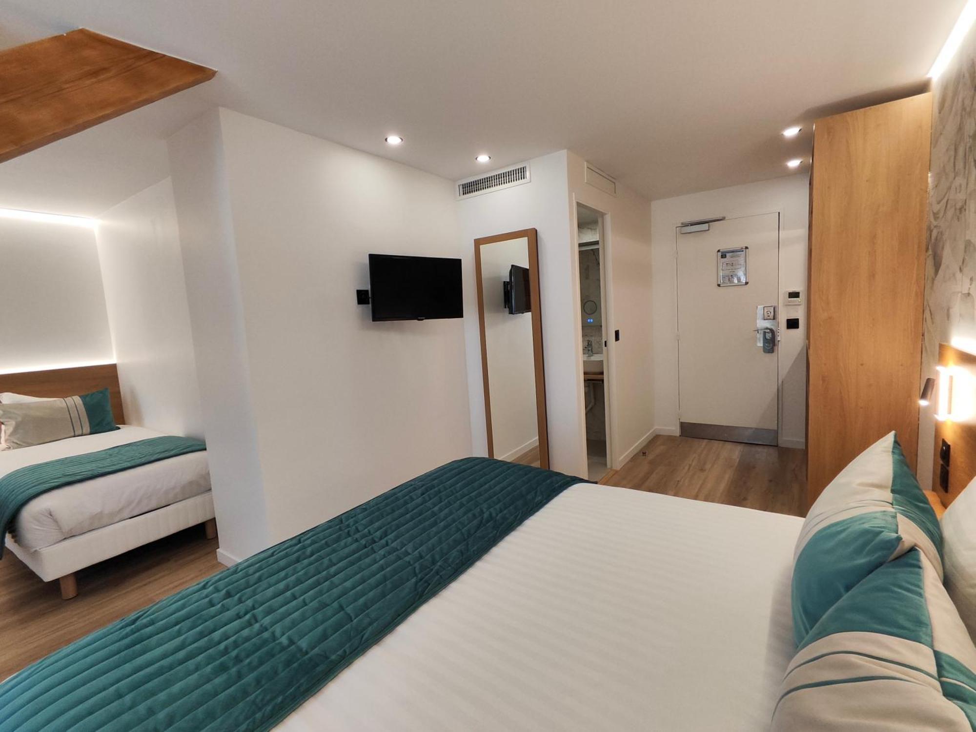 55 Montparnasse Hotel