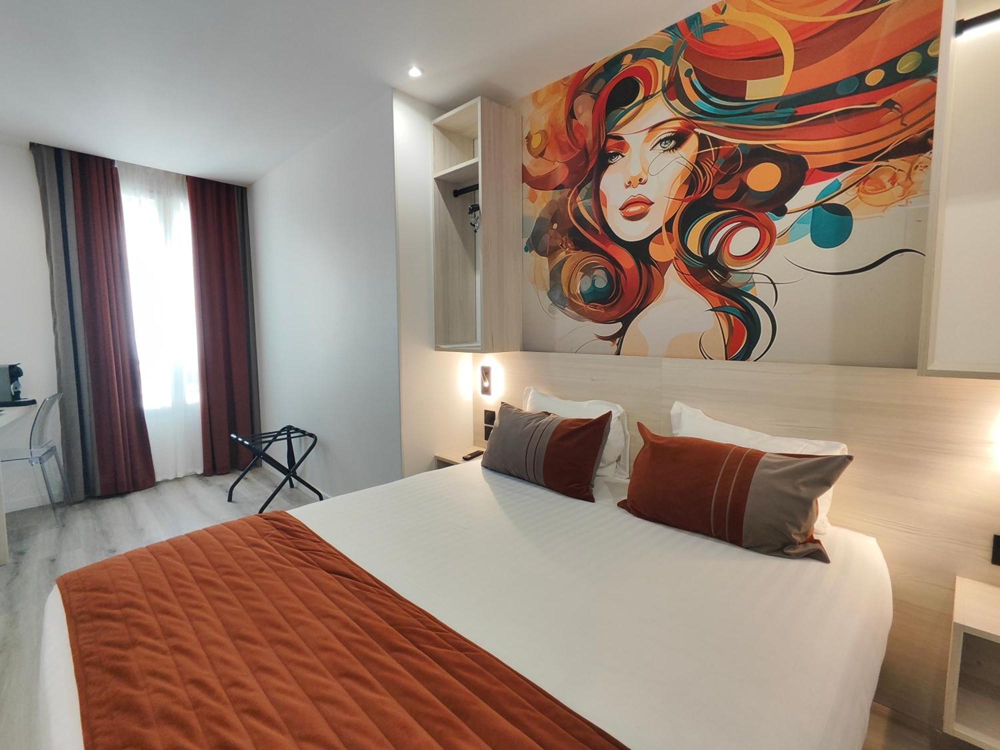 55 Montparnasse Hotel